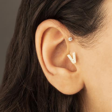 Dianora Piercing-14 Ayar Altın Taşlı Düz V Harfi Tragus Piercing-Tragus Piercing-4-Milagron.com