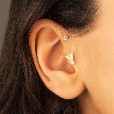 Dianora Piercing-14 Ayar Altın Taşlı Düz Y Harfi Tragus Piercing-Tragus Piercing-4-Milagron.com