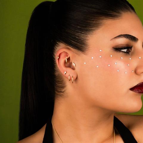 Dianora Piercing-14 Ayar Altın Yılan Motifli Minimal Tragus Piercing-Tragus Piercing-5-Milagron.com