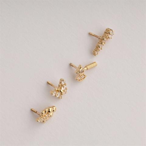 Dianora Piercing-14 Ayar Altın Yıldız Taşlı Tragus Piercing-Tragus Piercing-11-Milagron.com