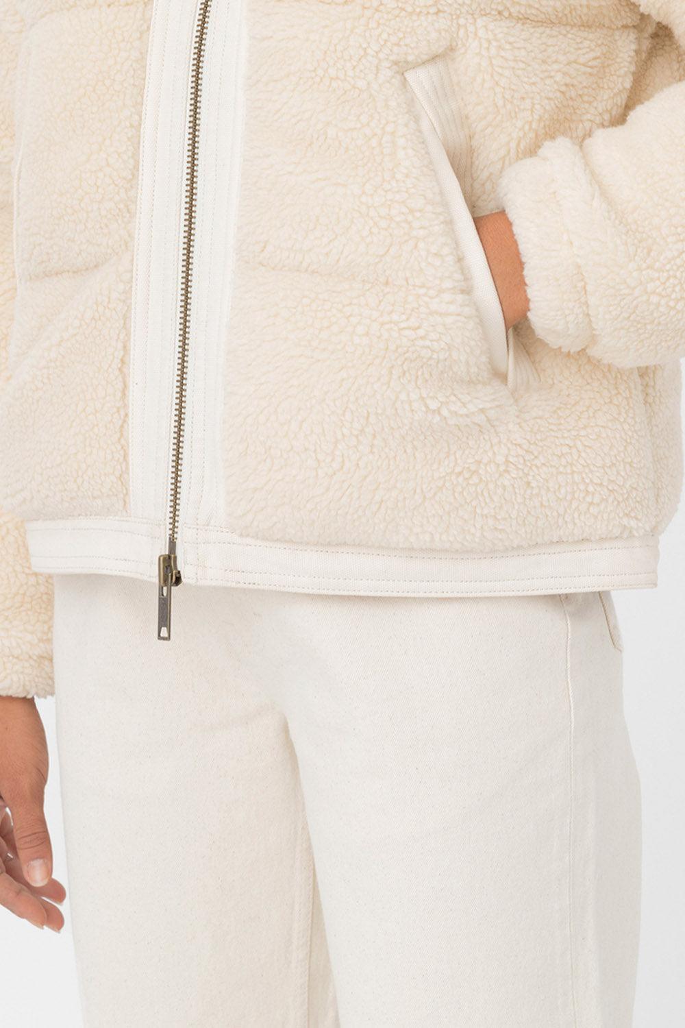 Dickies-Mount Hope Puffer Whitecap Gray-Ceket-5-Milagron.com