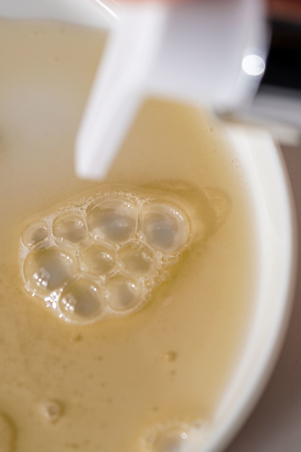 Dionesse-Face Cleansing Liquid - Swiss Alps Black Bee Honey-Yüz Temizleme Jeli-7-Milagron.com