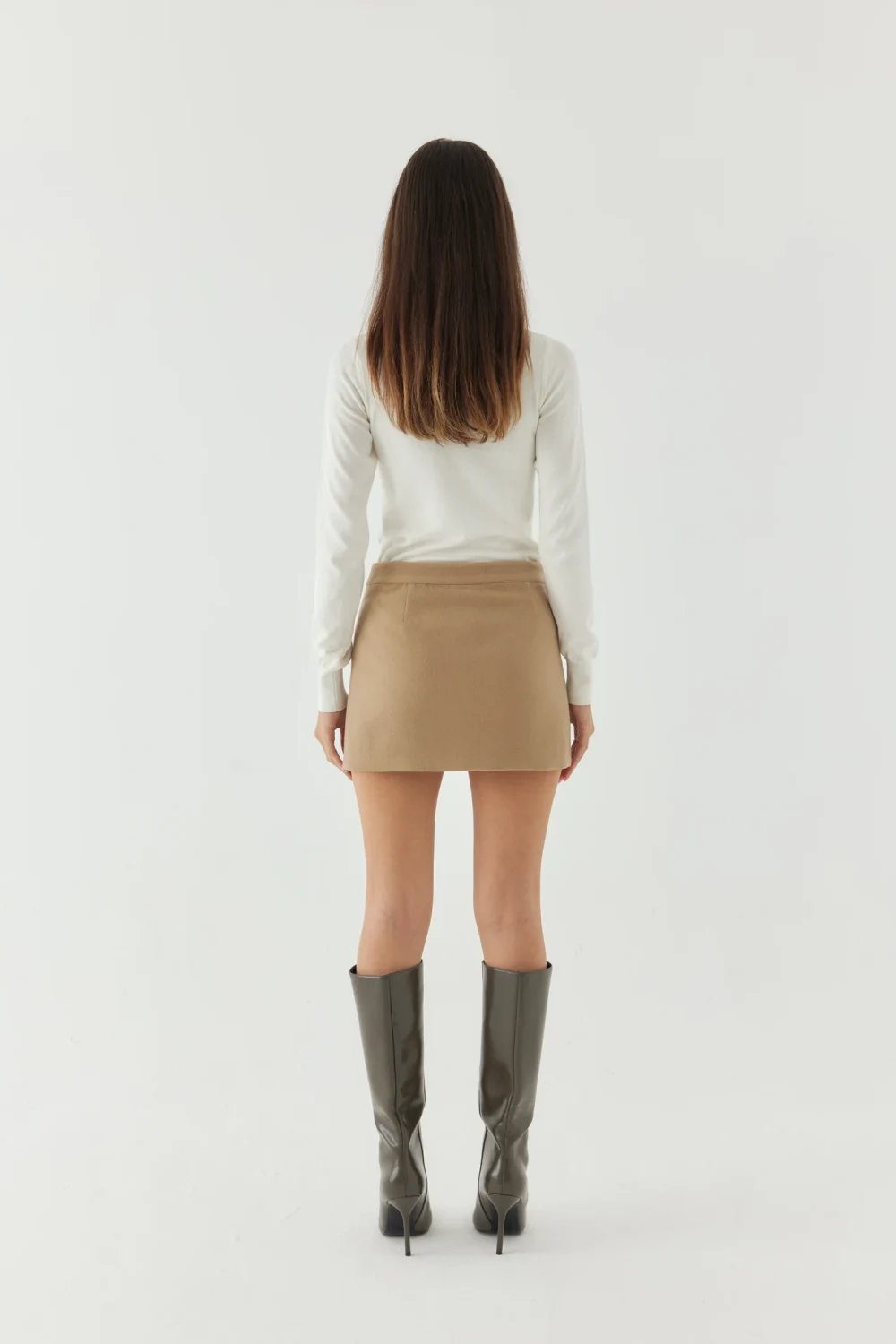 Disq London-The Tailored Mini Skirt-Etek-3-Milagron.com