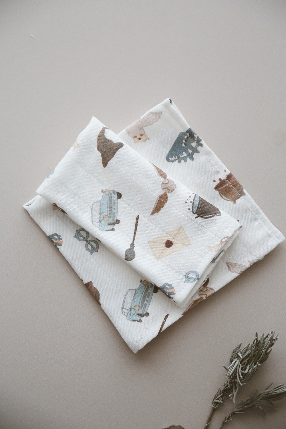 DoDo'S Baby-35x35 Si̇hi̇rli̇ Dünyam Çok Amaçli Organi̇k Kareli̇ Ağiz Mendi̇li̇-Bebek Setleri-3-Milagron.com