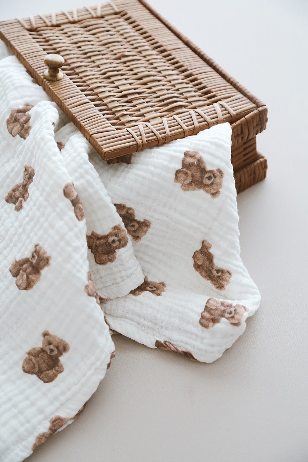 DoDo'S Baby-Dört Katli Ayicik Teddy Desen Organi̇k Müsli̇n Örtü-Yatak Örtüsü-1-Milagron.com