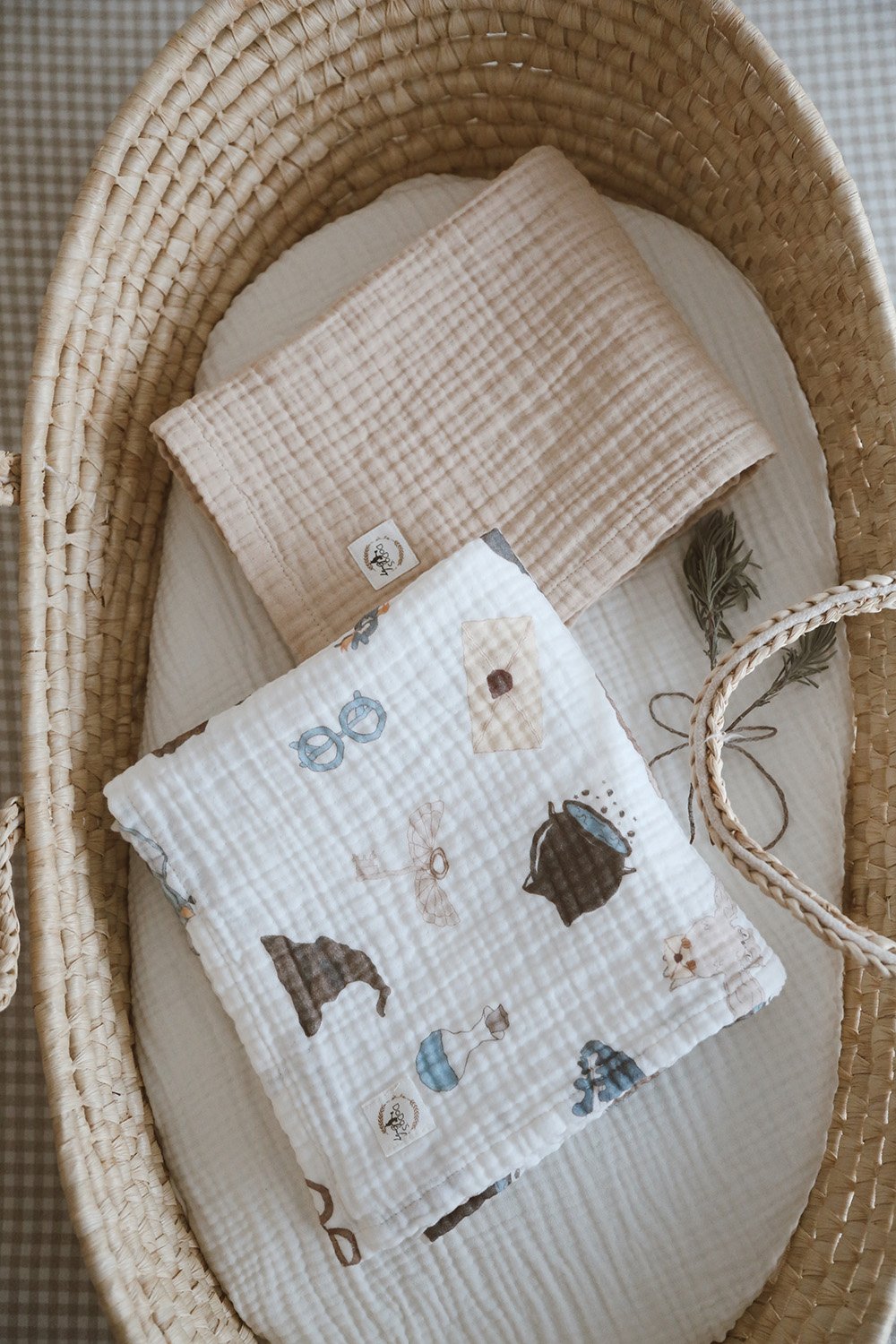 DoDo'S Baby-Dört Katli Magi̇c World Desen Organi̇k Müsli̇n Örtü-Yatak Örtüsü-6-Milagron.com