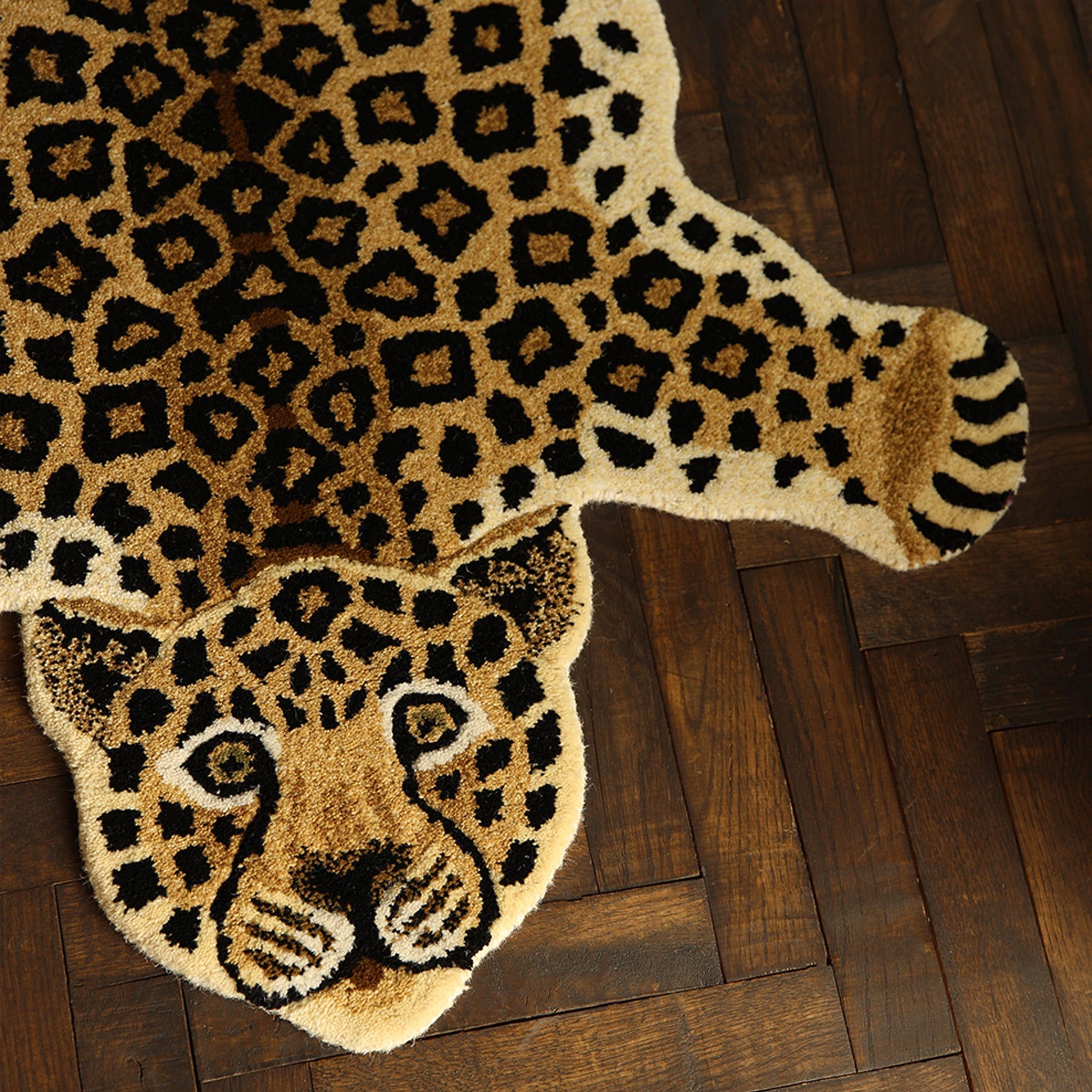 Çılgın Leopar Figürlü Büyük Boy Halı ( 150Cm X 90Cm )