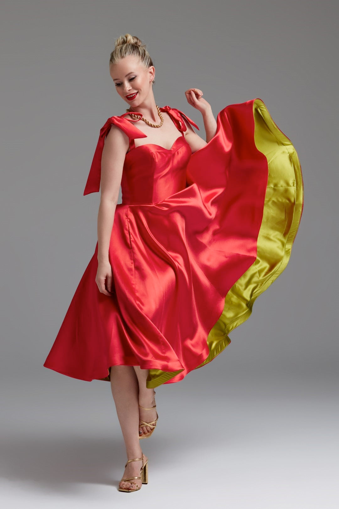 Dollie Bell-Cutest Ribbon Kurdele Detaylı Kalp Yaka Midi Elbise Kırmızı-Lover Doll, Platform-2-Milagron.com