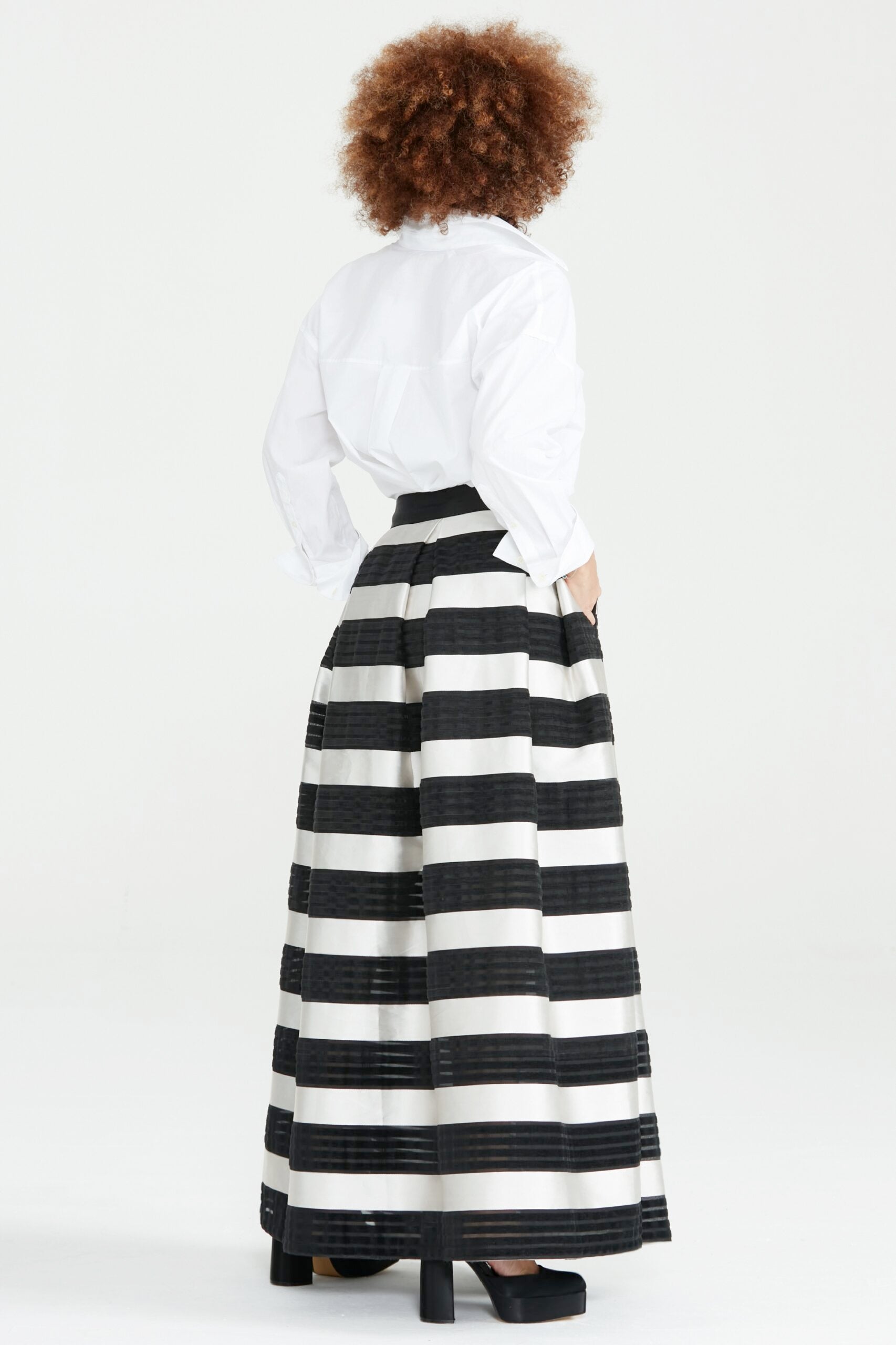 Dollie Bell-Twinkle Pileli Maxi Etek Siyah Beyaz çizgili-Flaming Star-7-Milagron.com