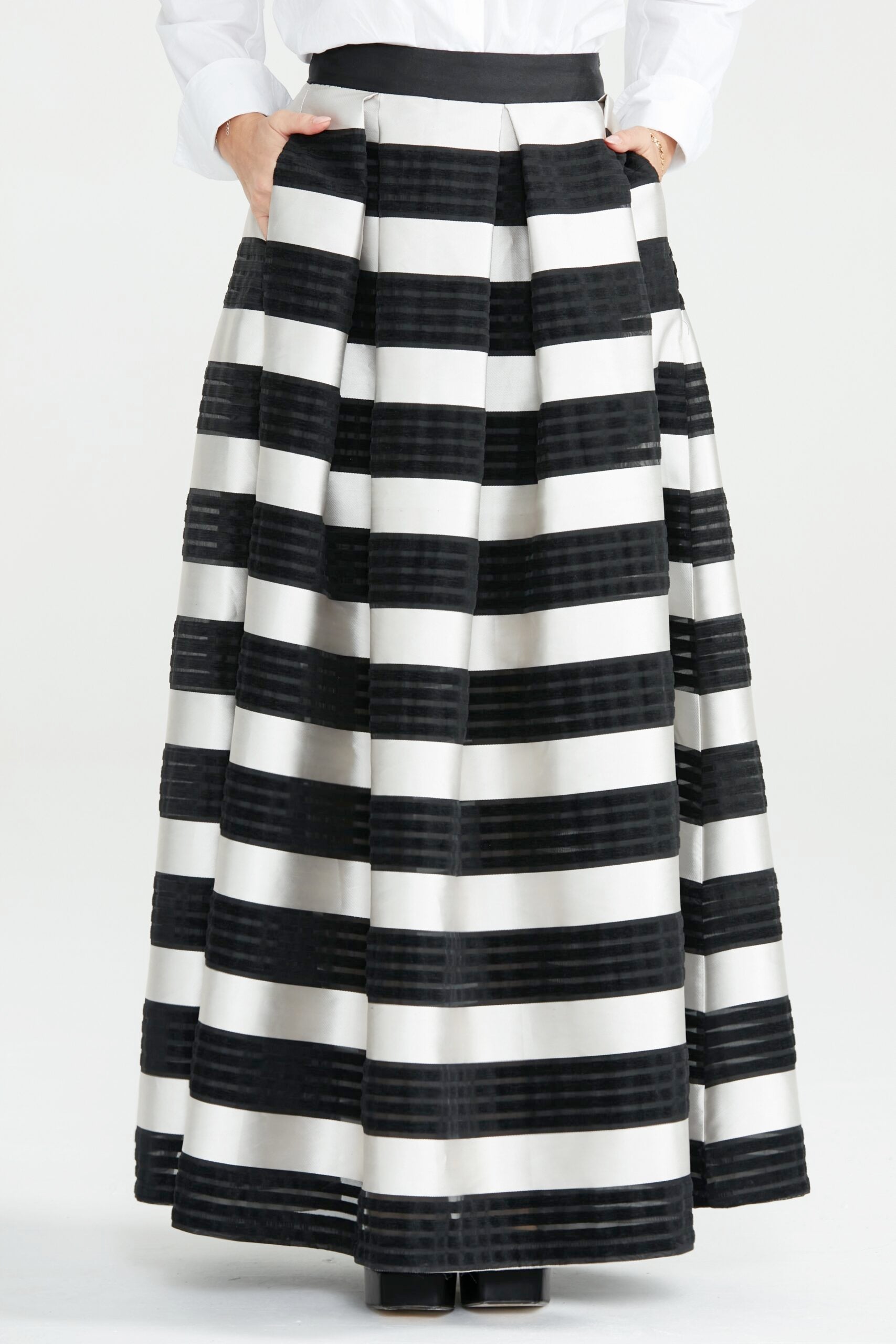 Dollie Bell-Twinkle Pileli Maxi Etek Siyah Beyaz çizgili-Flaming Star-9-Milagron.com