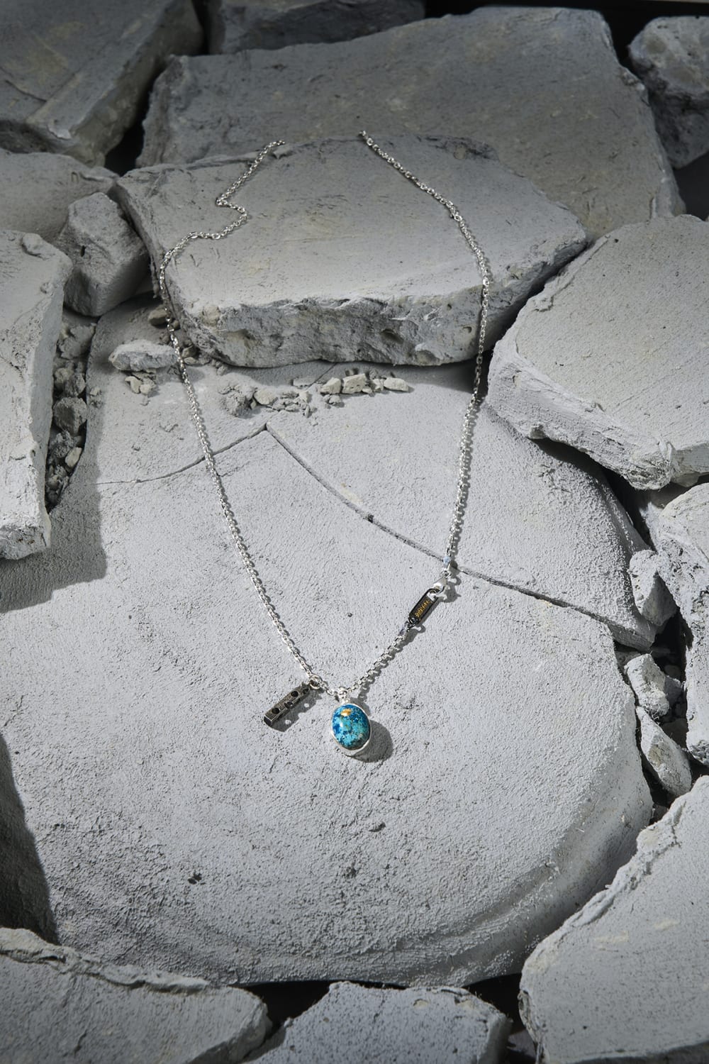 Dunkel Design-Darrel Neon Apetite Gümüş Kolye-Kolye-3-Milagron.com