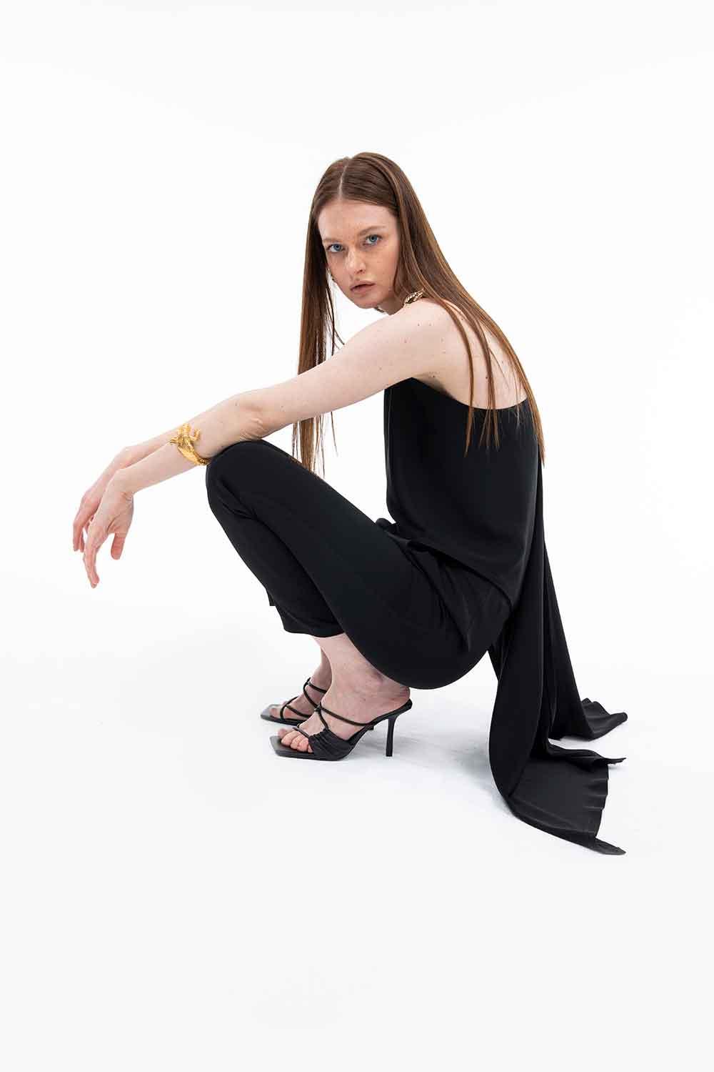 Duygu Demirel-Crane Bird B.-Top-9-Milagron.com