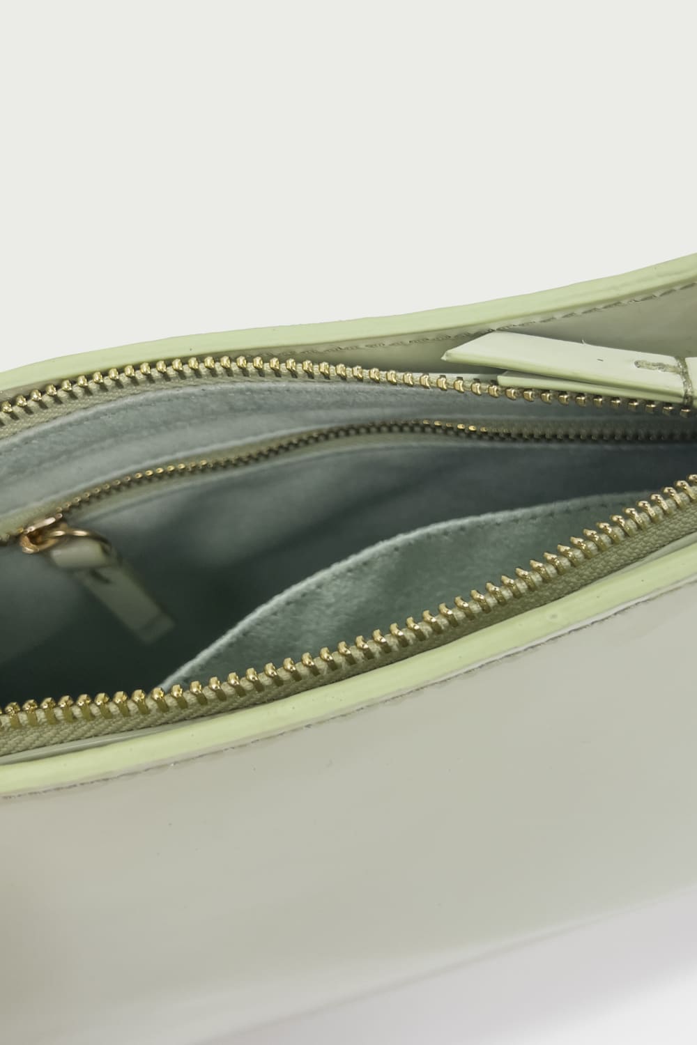 D’ylla Atelier-Ashley Sage Green Glossy-El Çantası-4-Milagron.com