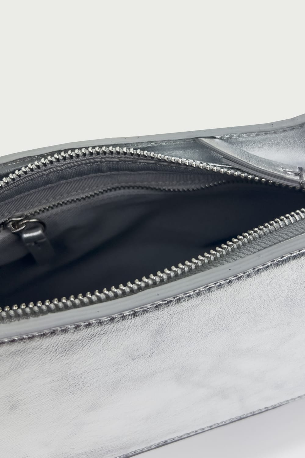 D’ylla Atelier-Ashley Silver-El Çantası-4-Milagron.com