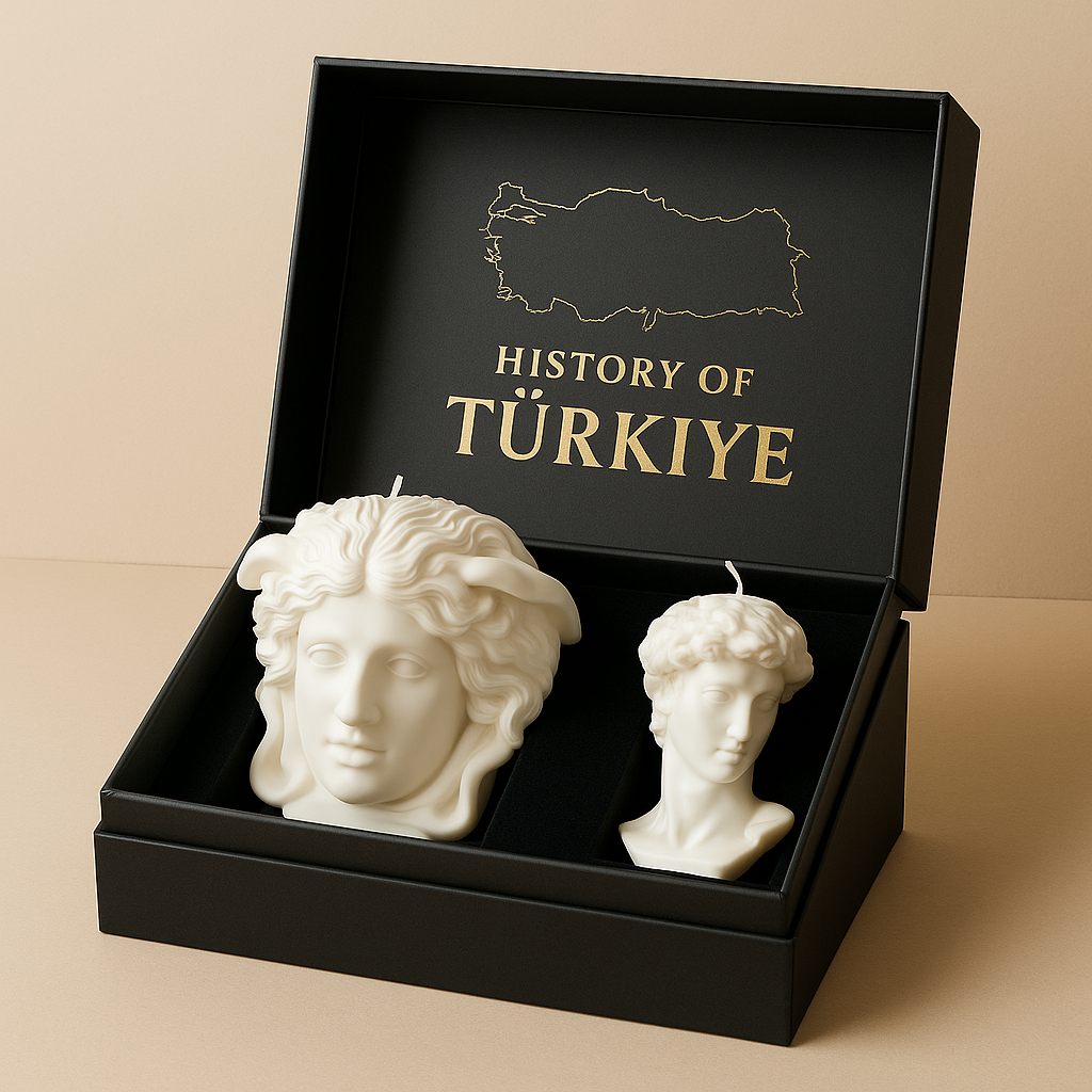 Medusa Figür Mum – Mitolojik Heykel Serisi - Dekoratif &Soya Mumu El Yapımı