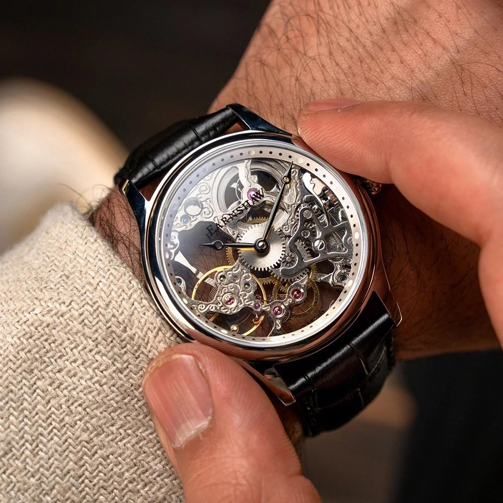 Earnshaw Es-8049-01 Erkek Kol Saati