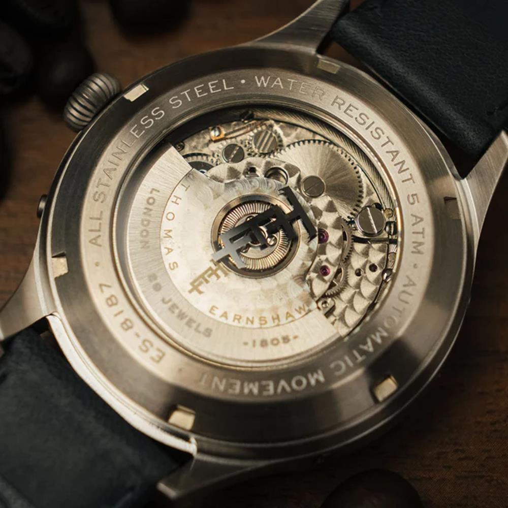 Earnshaw Es-8187-04 Erkek Kol Saati