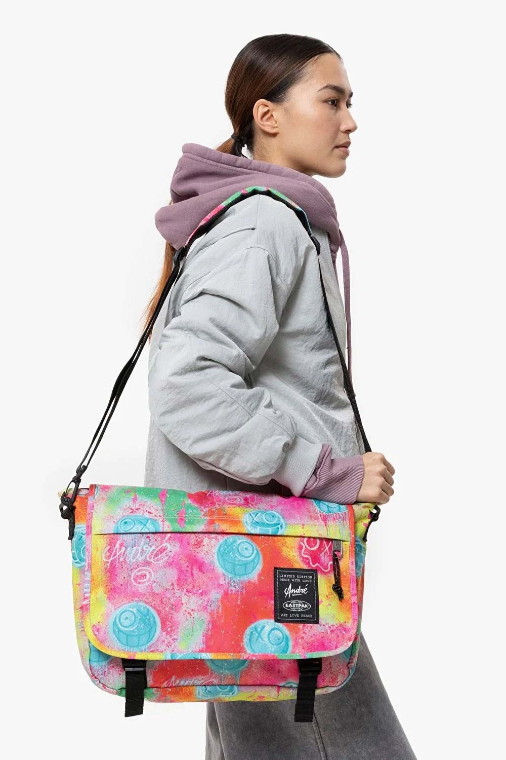Eastpak-Andre x Eastpak Delegate + Fluo Clouds-Omuz Çantası-2-Milagron.com