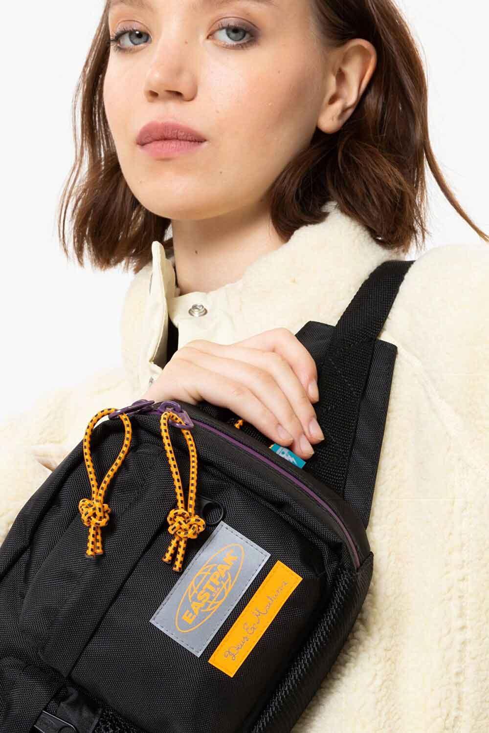 Eastpak-Bumbag Double Deus Black-Bel Çantası-8-Milagron.com