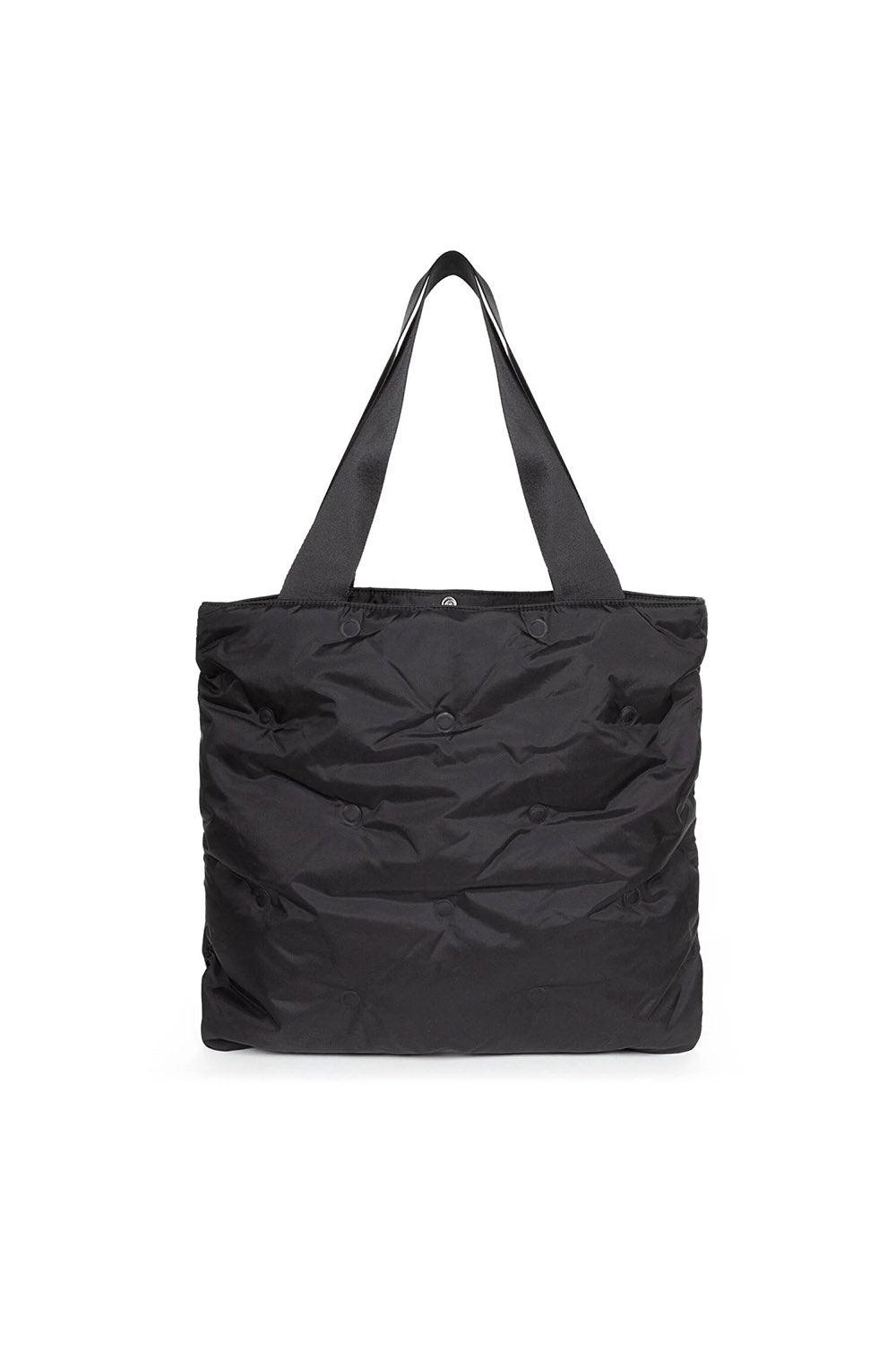 Eastpak-Charlie Puff Black-Omuz Çantası-6-Milagron.com