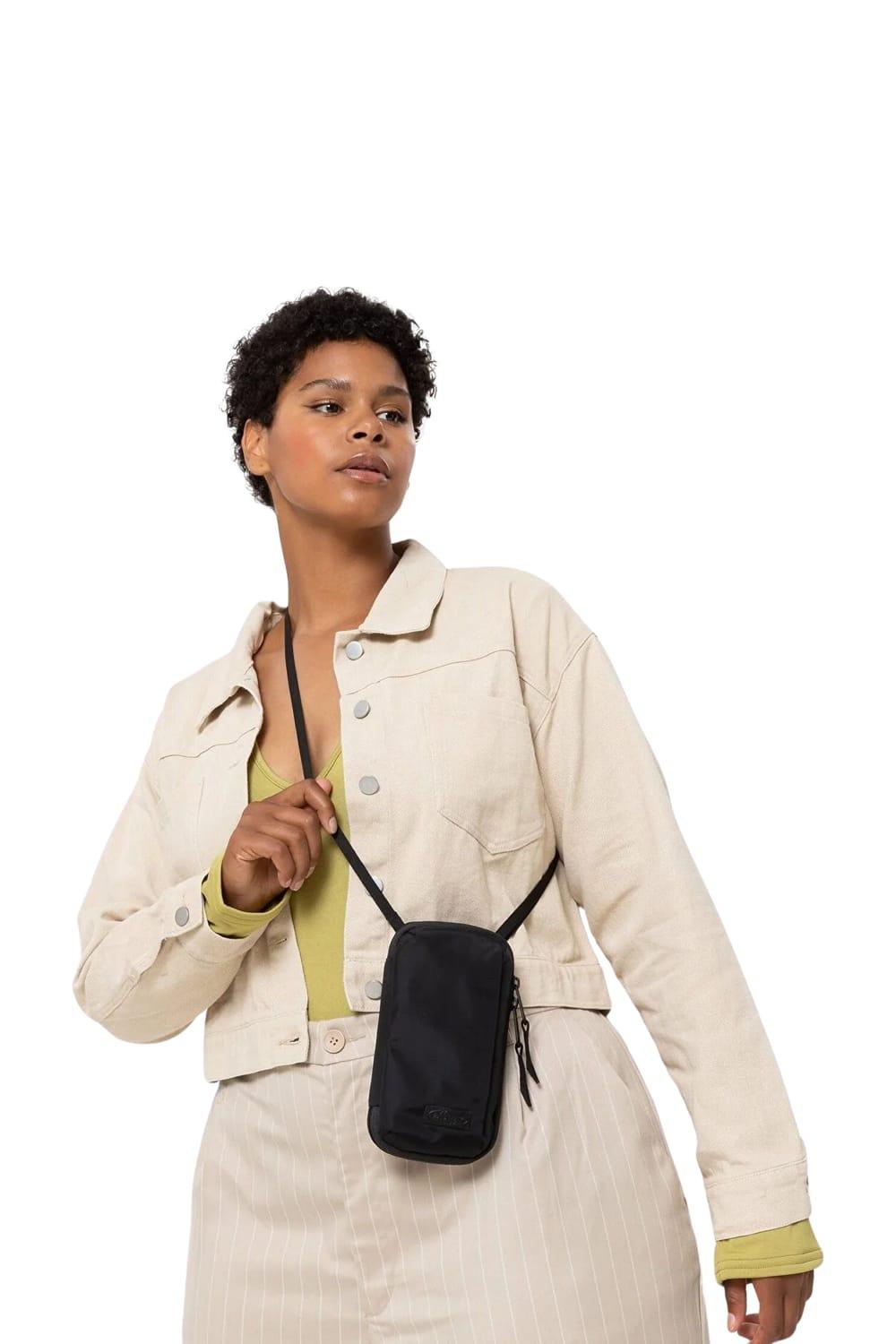 Eastpak-Cnnct F Pouch Cnnct F Black-Omuz Çantası-2-Milagron.com