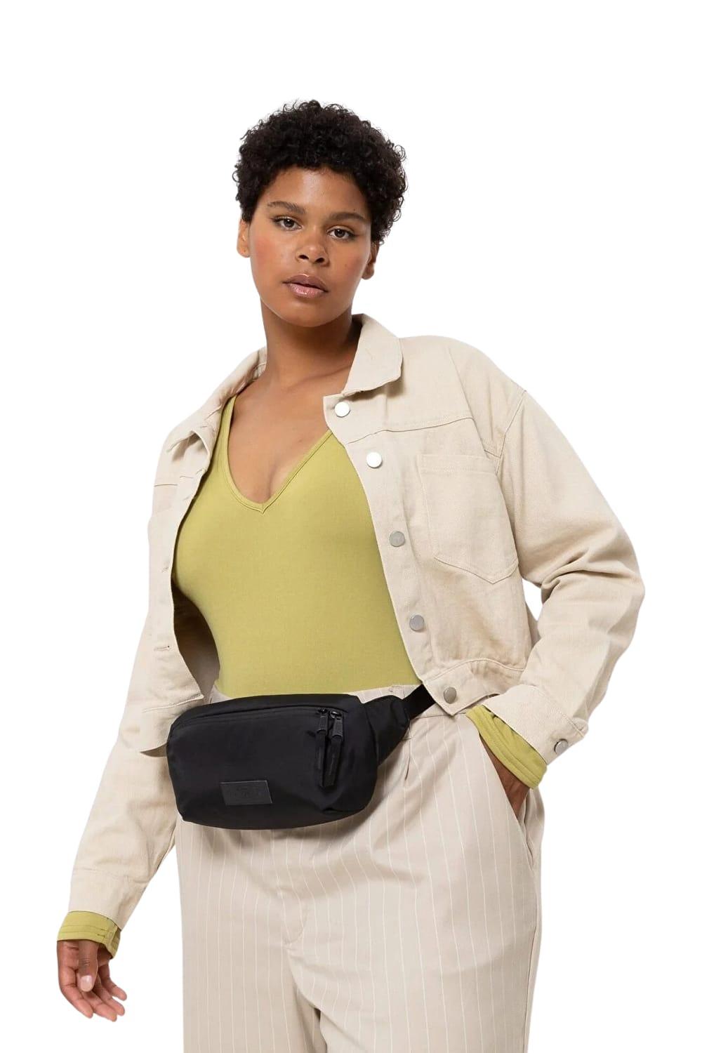 Eastpak-Cnnct F Waist Cnnct F Black-Bel Çantası-3-Milagron.com