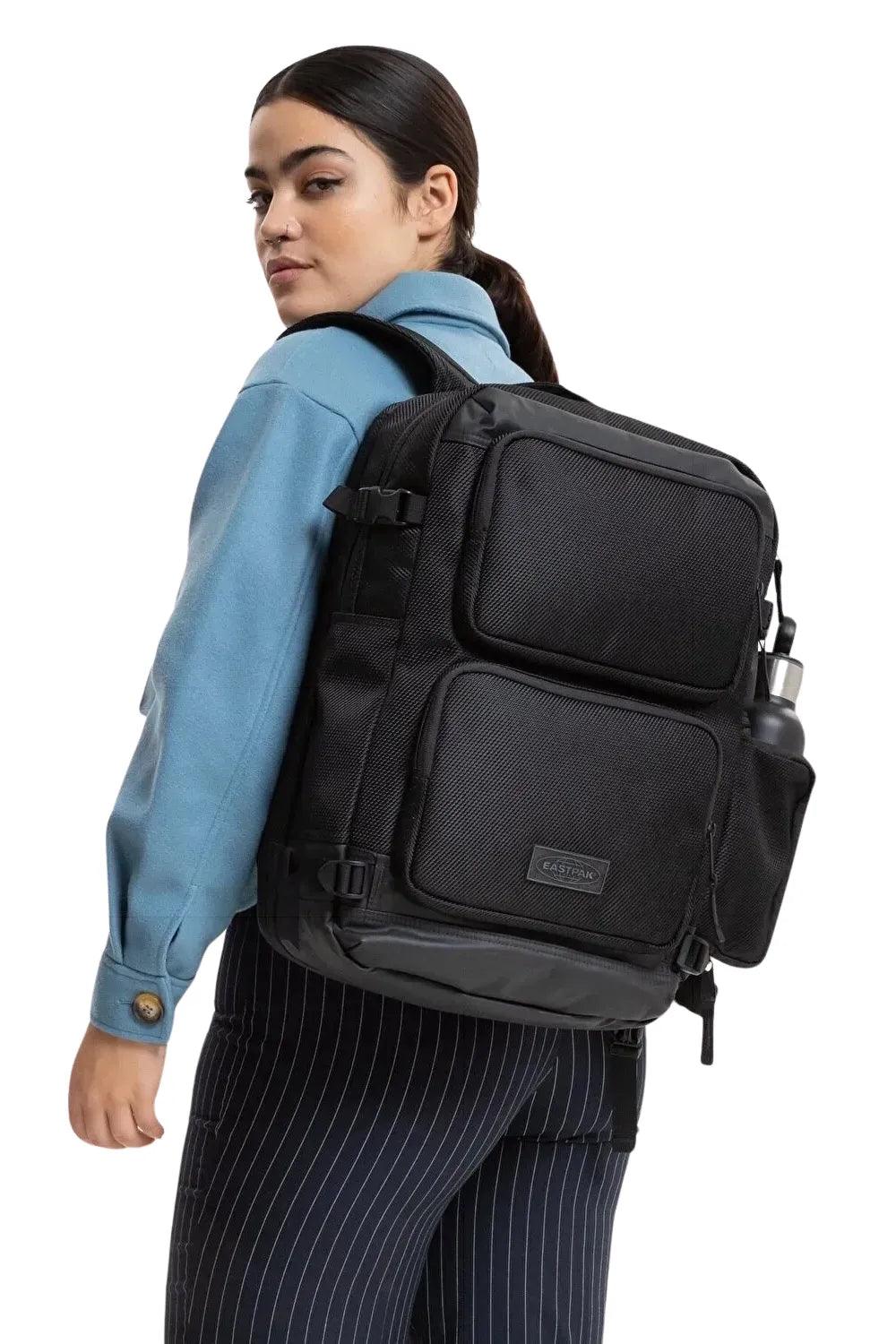 Eastpak-Cnnct Office Cnnc Coat-Sırt Çantası-6-Milagron.com