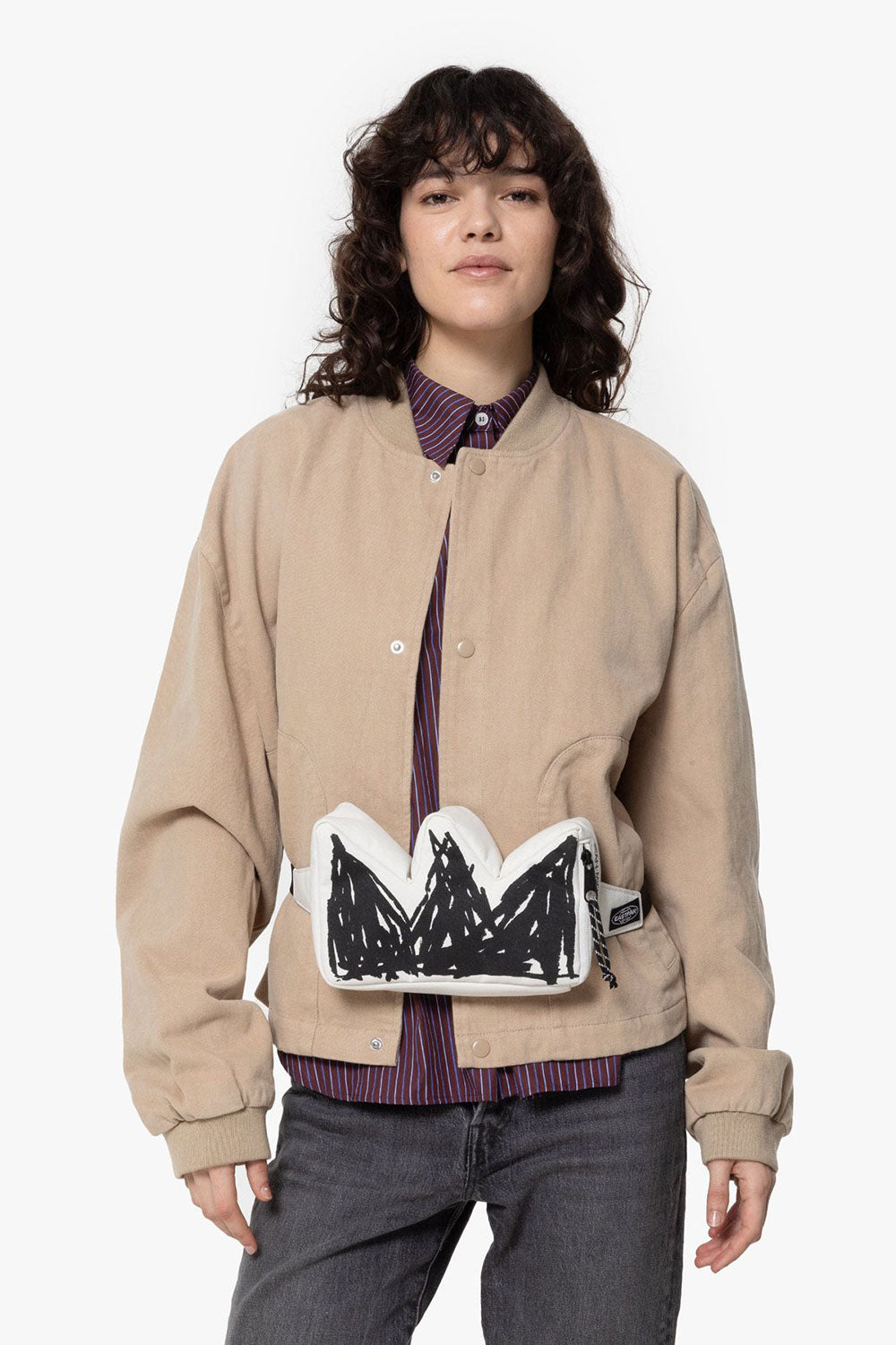 Eastpak-Crown Bag Basquiat-Bel Çantası-4-Milagron.com