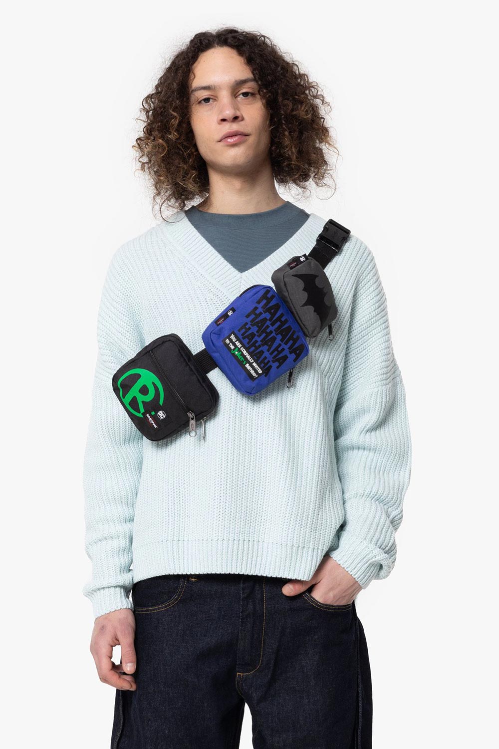 Eastpak-DC Crossbody Gotham City-Bel Çantası-5-Milagron.com