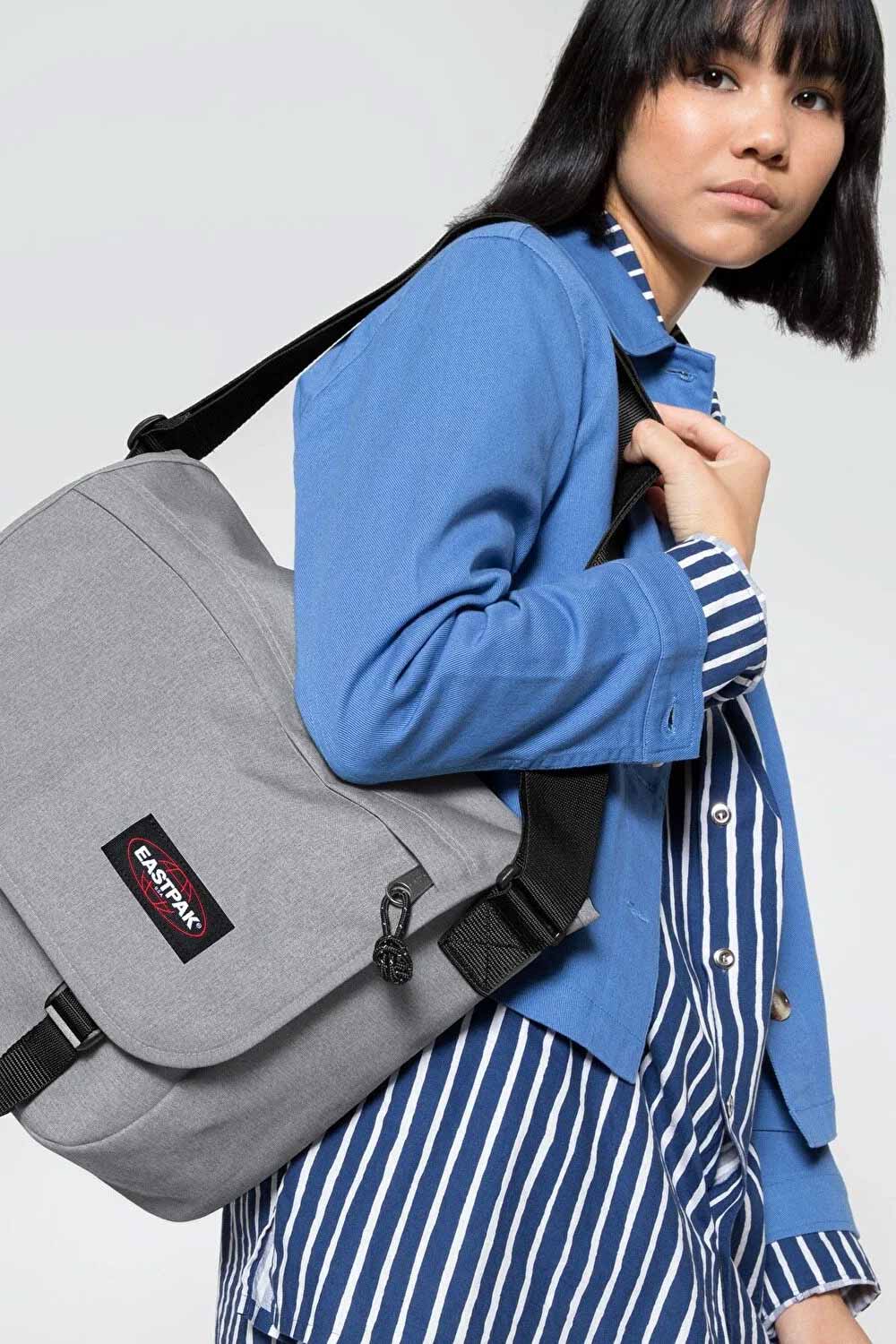 Eastpak-Delegate + Sunday Grey-Sırt Çantası-2-Milagron.com