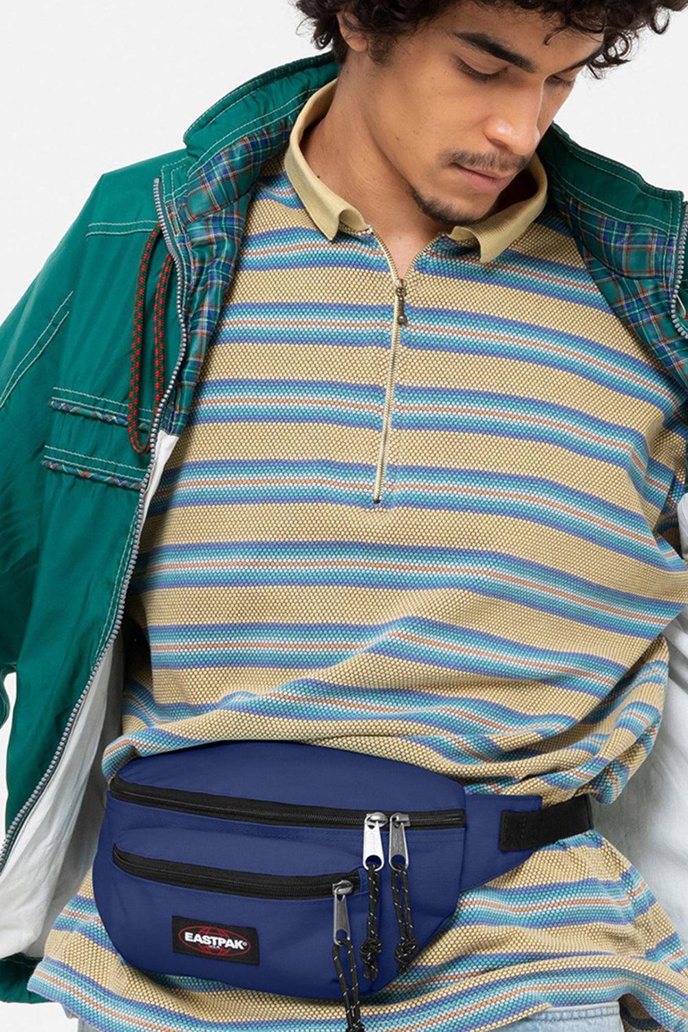 Eastpak-Doggy Bag Novel Navy Bel Çantası-Bel Çantası-2-Milagron.com