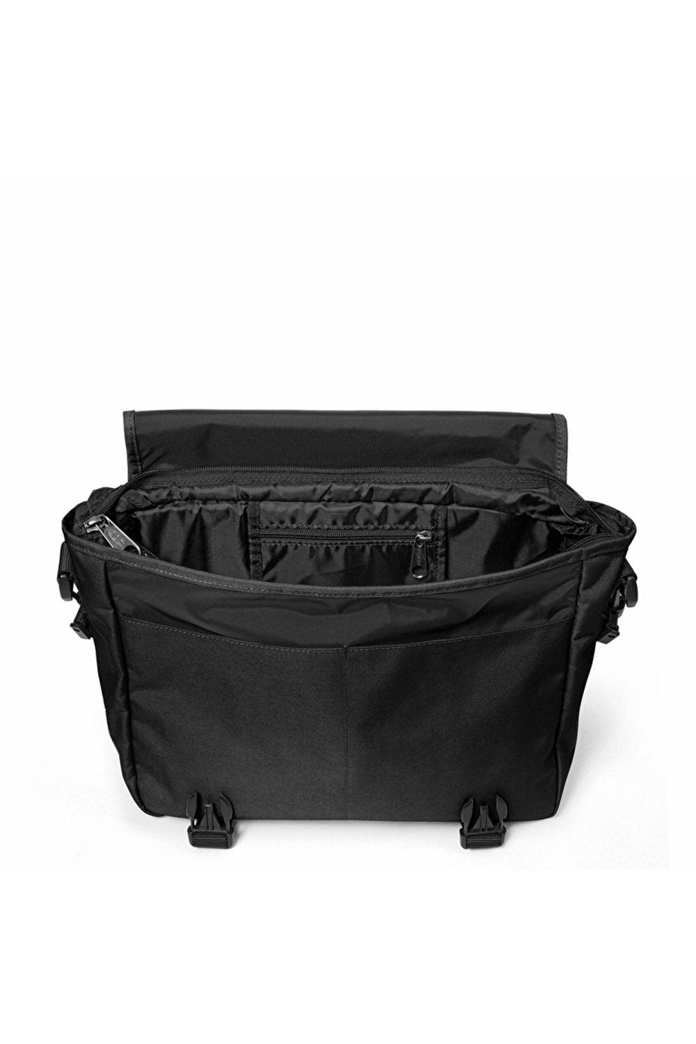 Eastpak-JR Black Postacı-Omuz Çantası-3-Milagron.com