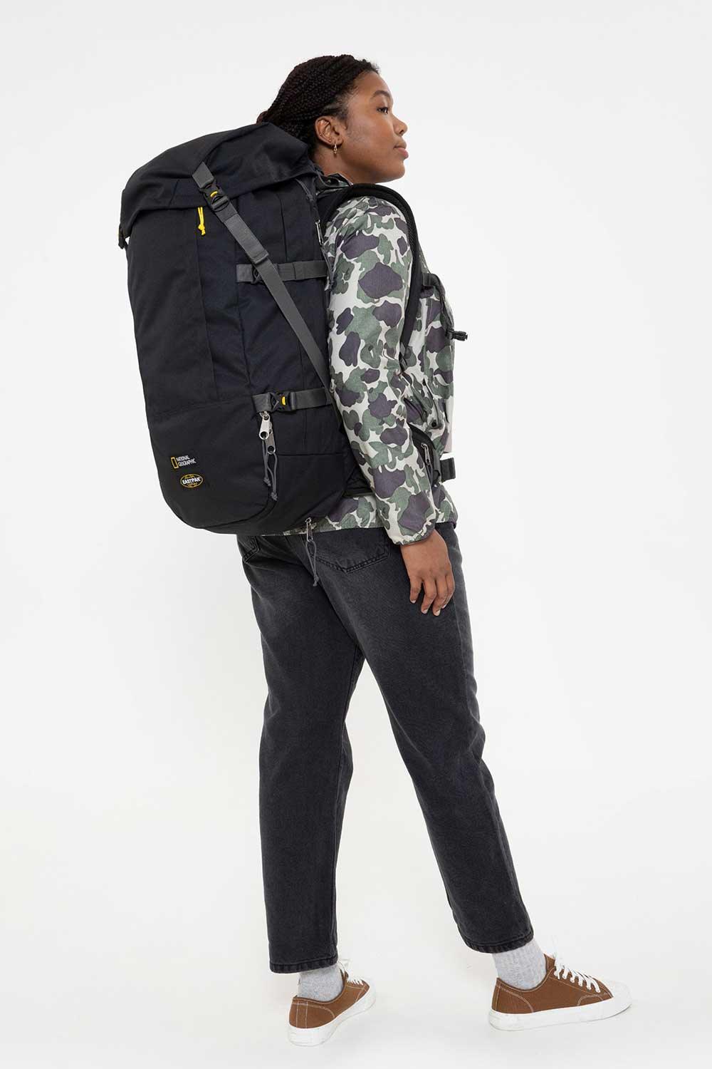 Eastpak-National Geographic Hiking Pack Black-Sırt Çantası-3-Milagron.com