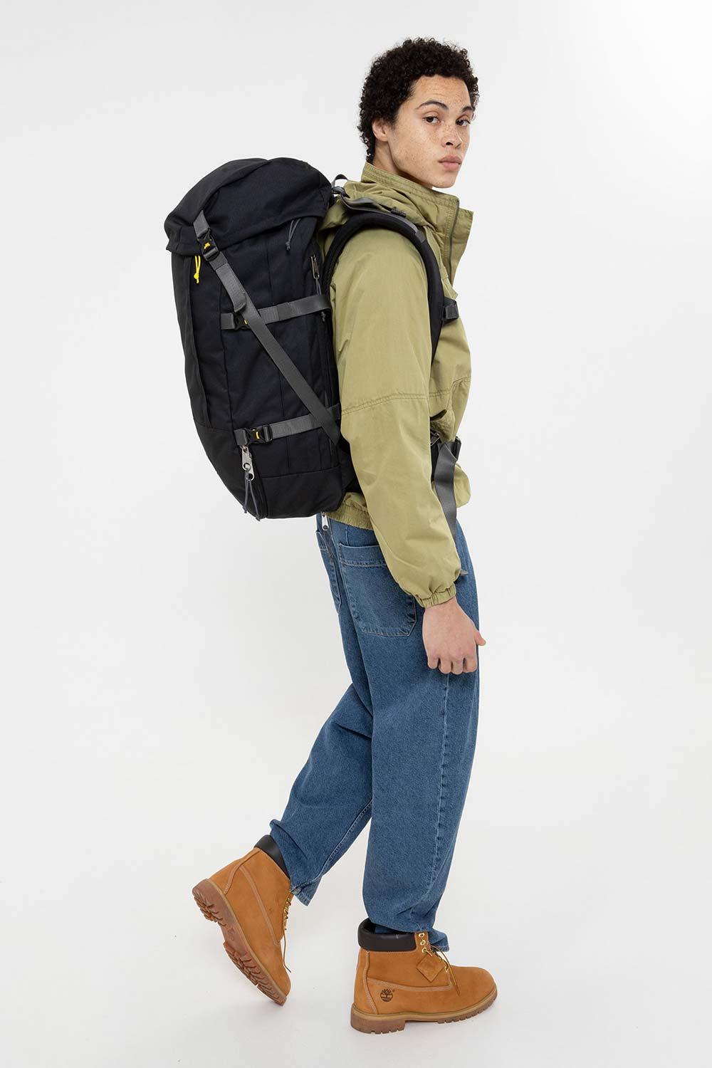 Eastpak-National Geographic Hiking Pack Black-Sırt Çantası-8-Milagron.com