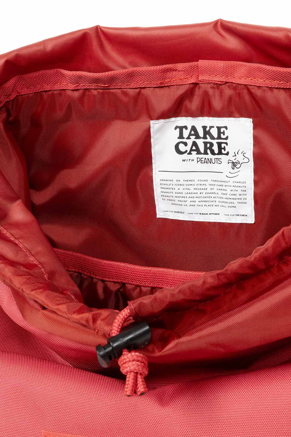 Eastpak-Peanuts x Eastpak Snoopy House Peanuts Doghouse-Sırt Çantası-2-Milagron.com