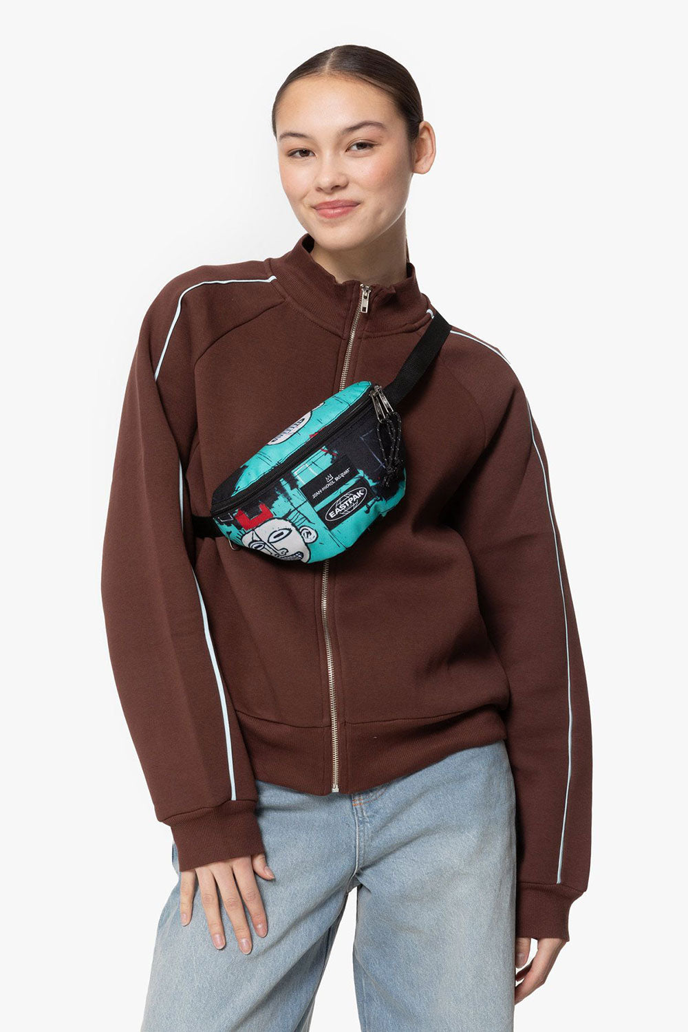 Eastpak-Springer Basquiat Equals Pi-Bel Çantası-5-Milagron.com