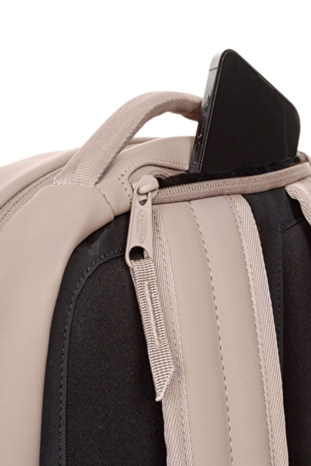 Eastpak-Tecum F Cnnct F Matte Sand-Sırt Çantası-6-Milagron.com