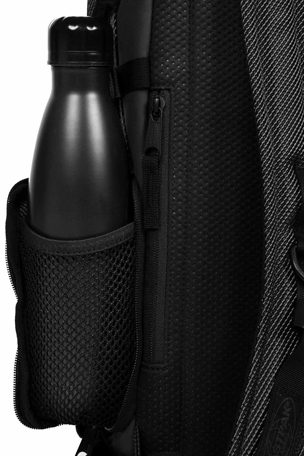 Eastpak-Tecum L Cnnct Coat-Sırt Çantası-7-Milagron.com