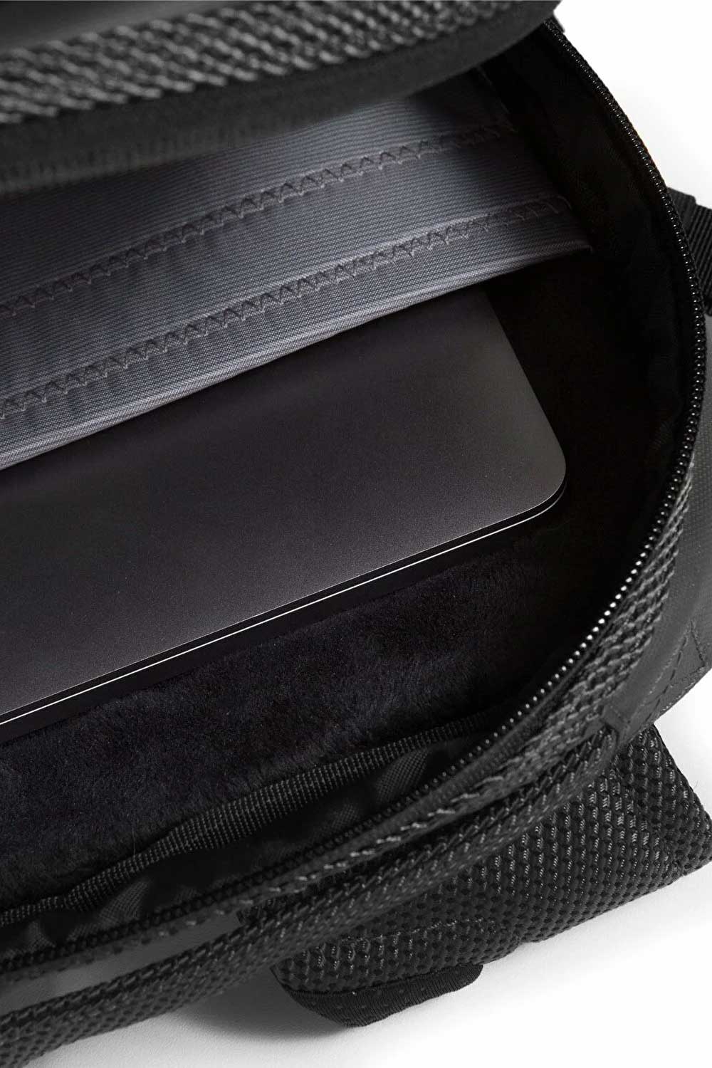 Eastpak-Tecum L Cnnct Coat-Sırt Çantası-8-Milagron.com