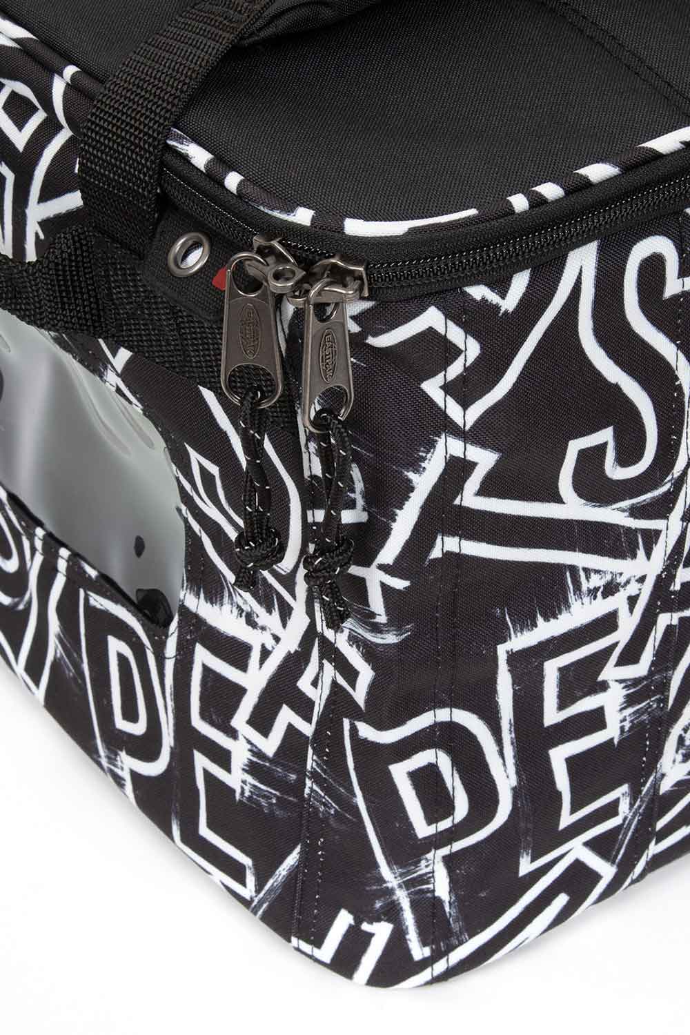 Eastpak-Travelbox M Ep Letters Black-Bavul & Seyahat Çantası-6-Milagron.com