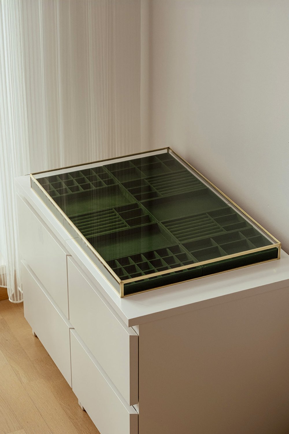 El Crea Designs-Cam Takı Mücevher Teşhir Standı Düzenleyici Vitrin | Pirinç & Gold-Takı Standı-3-Milagron.com