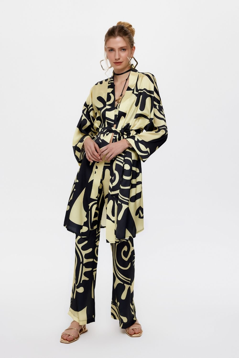 Eliphe-Rax Desenli Saten Kimono Ceket-Ceket-1-Milagron.com