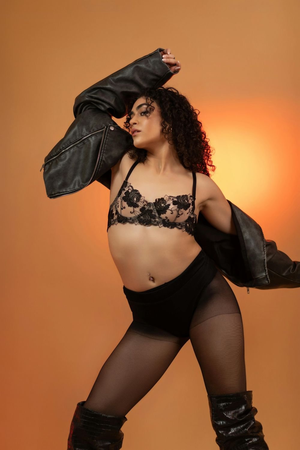 Elorian Couture Lingerie-Rosalyn Veil Bra Set - Black-İç Giyim Setleri-8-Milagron.com