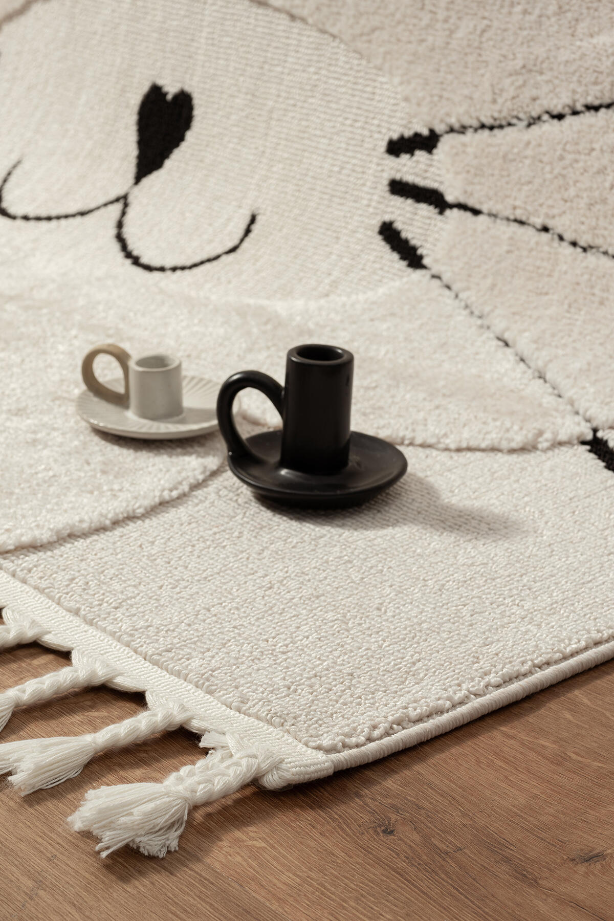 Empera-Kids Kitty Kedi Figürlü Çocuk Odası Halısı-3-Milagron.com