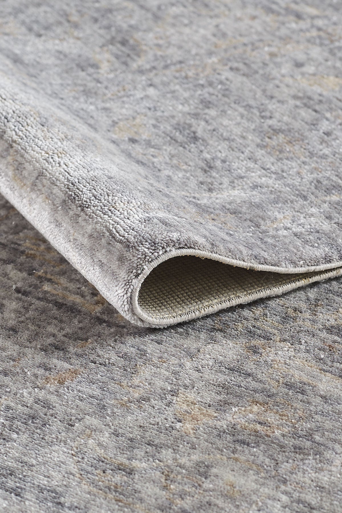 Empera-Palace Globe Klasik Eskitme Desenli Uşak Halısı-3-Milagron.com