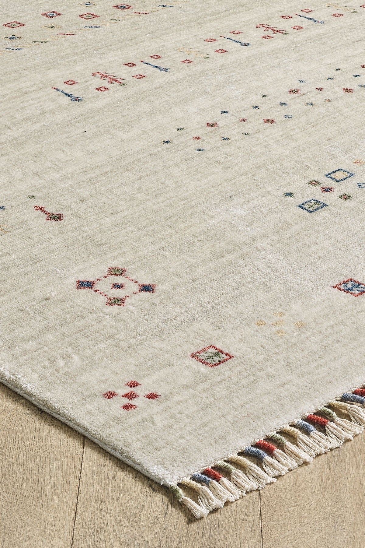 Empera-Violin Aura Etnik Desenli Saçaklı Salon Halısı-2-Milagron.com