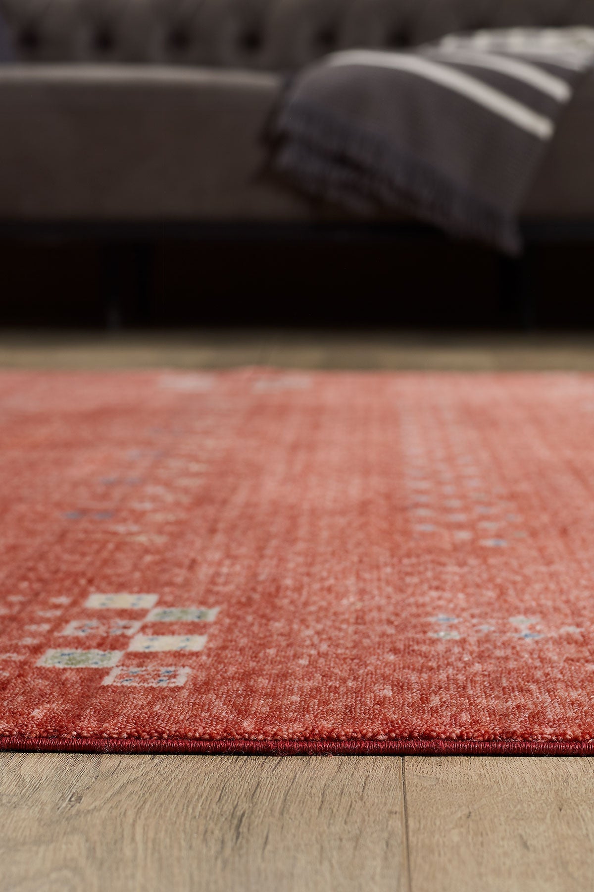 Empera-Violin Flamme Etnik Desenli Kırmızı Saçaklı Salon Halısı-4-Milagron.com