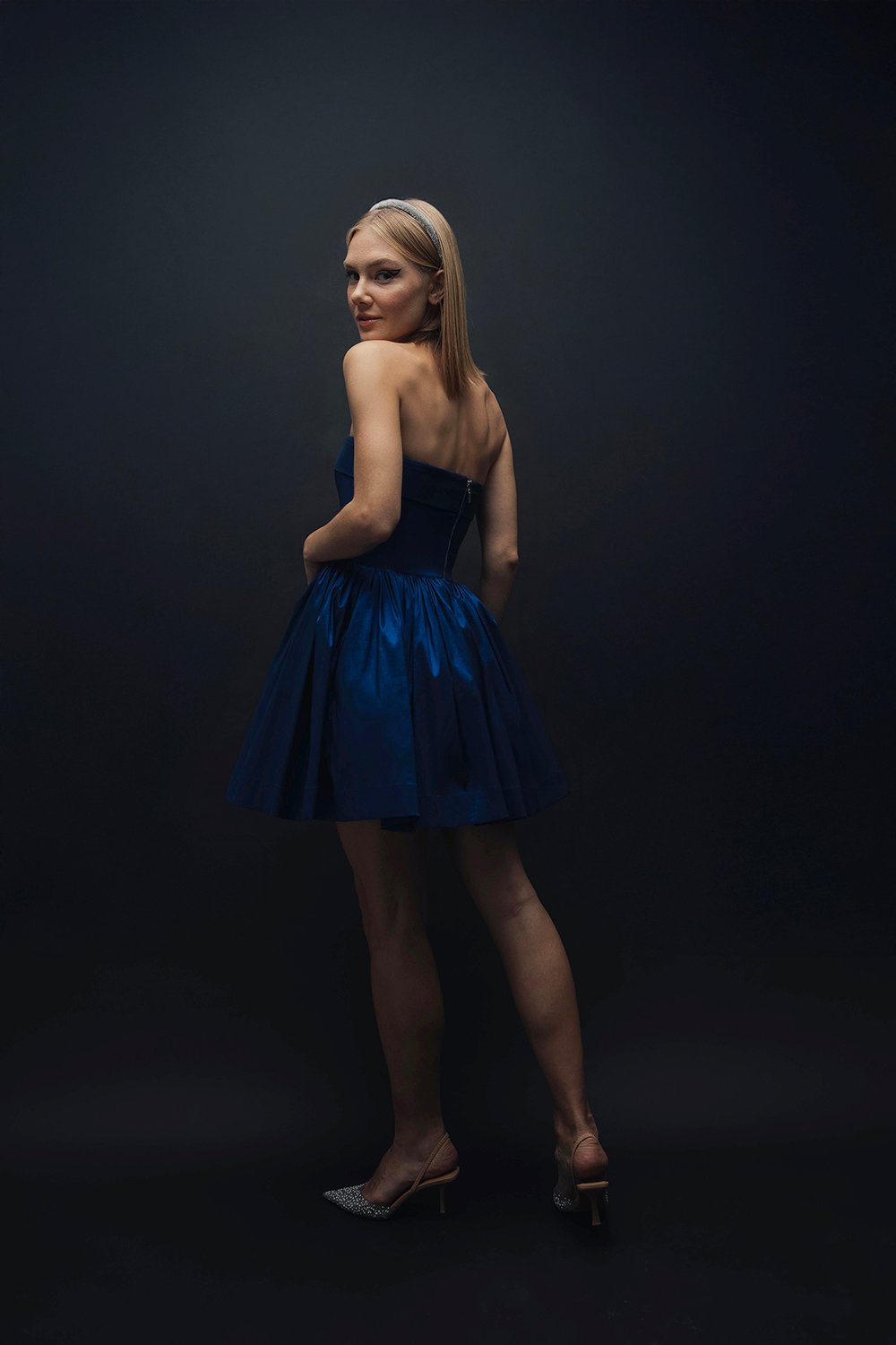 Esra Adıgüzel-Cie - Likra Tafta Katlama Detaylı Straplez Elbise-Elbise-3-Milagron.com