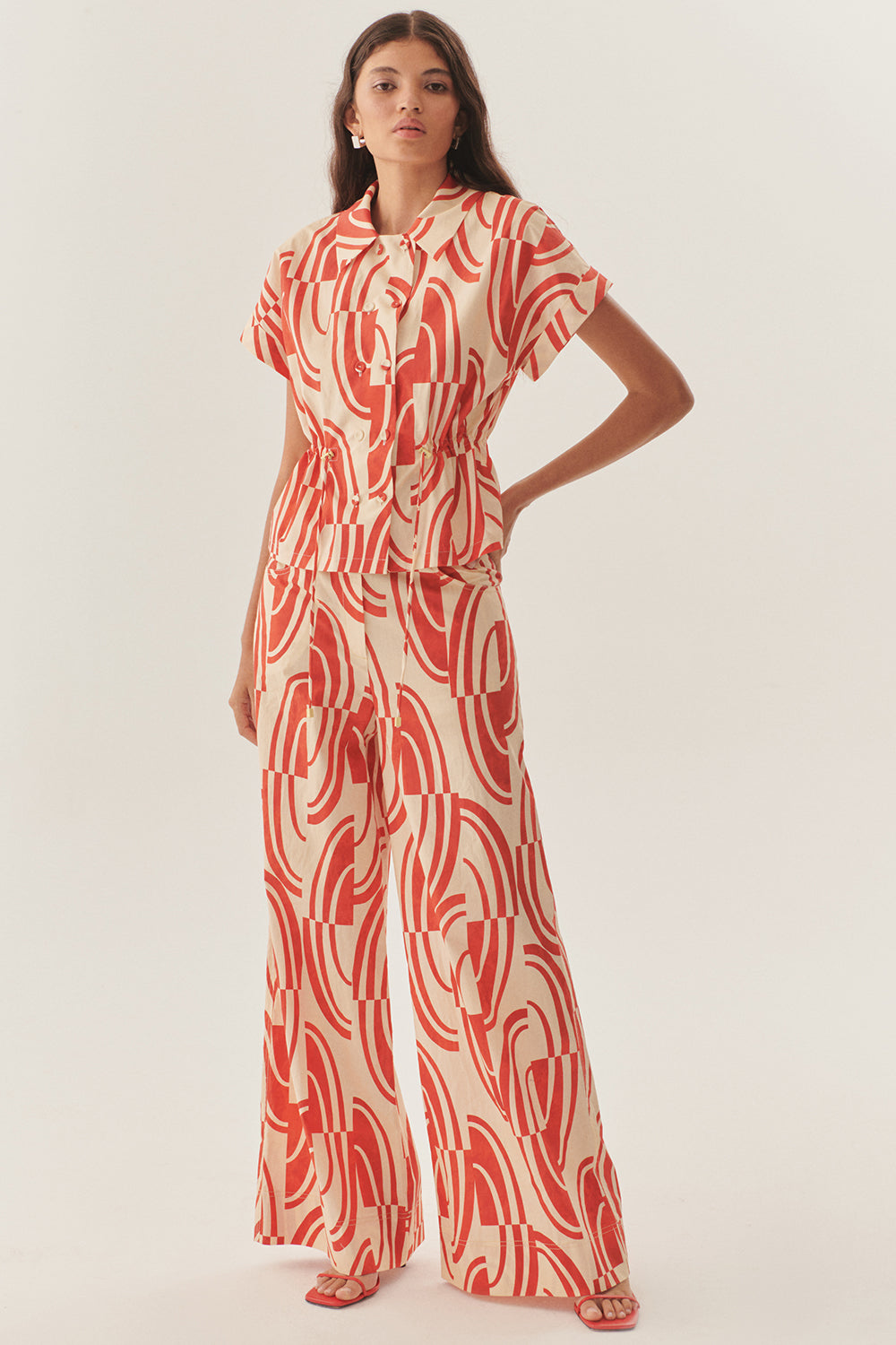 Exquise-Bağcık Detaylı Soyut Desenli Kahve Bej Regular Fit Pamuklu Gömlek-Gömlek-10-Milagron.com