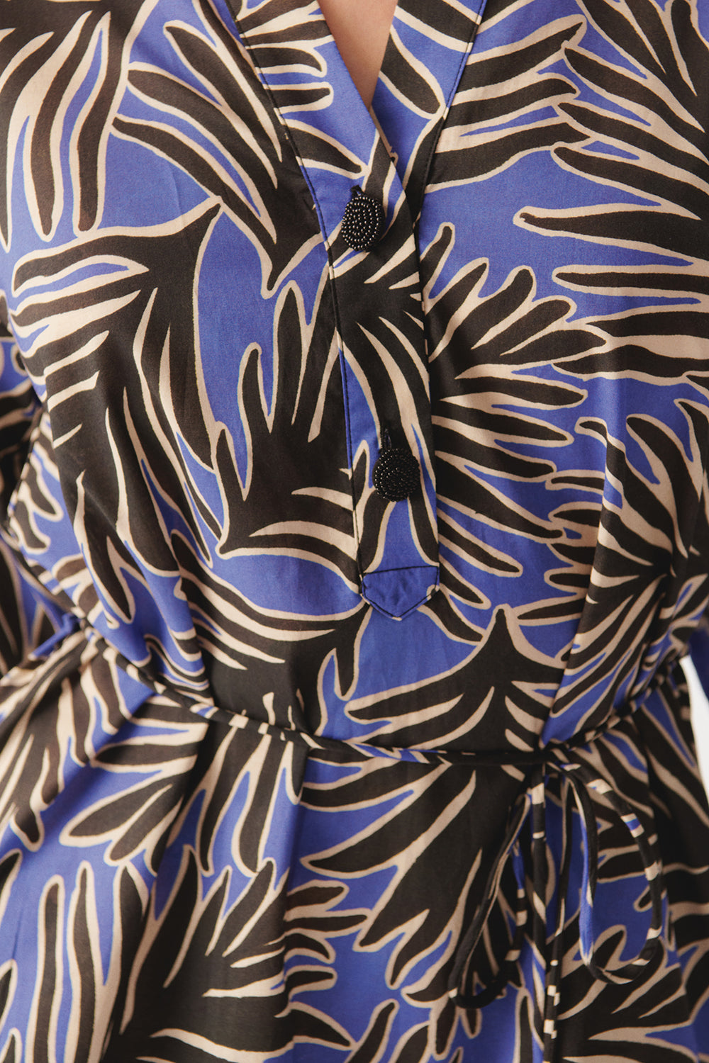 Exquise-Bağcık Detaylı Yaprak Desenli Rahat Kesim Pamuklu Mini Elbise-Elbise-5-Milagron.com